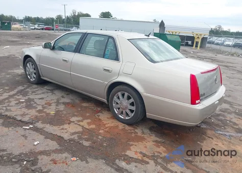 2007 Cadillac Dts Luxury I z USA, uszkodzony, nr VIN 1G6KD57Y57U129301